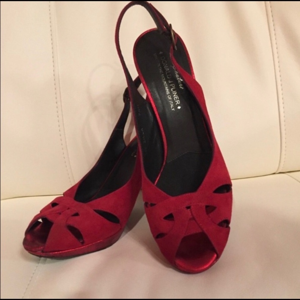 Sexy red heels